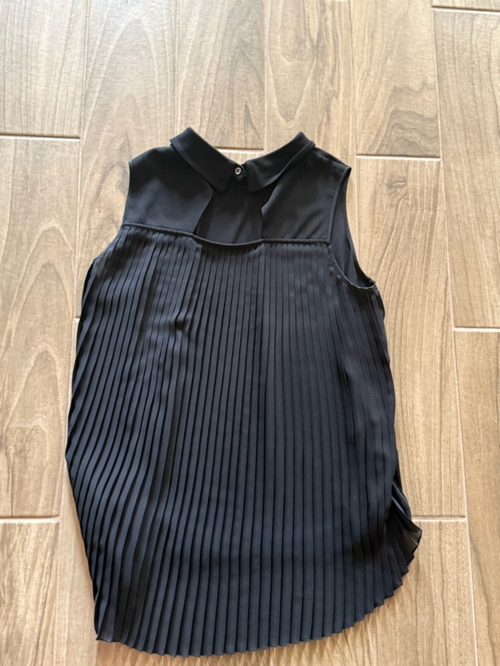 Etcetera Black Pleated Sleeveless Collared Camisole